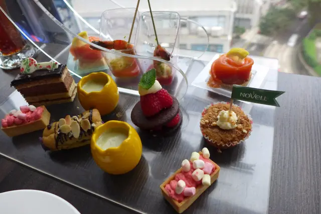 Afternoon tea set