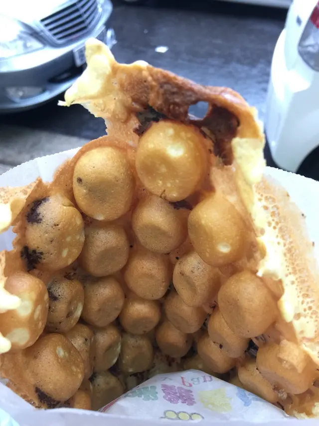 粒粒朱古力雞蛋仔