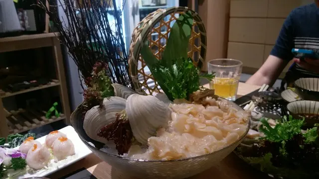 韓國象拔蚌 兩隻