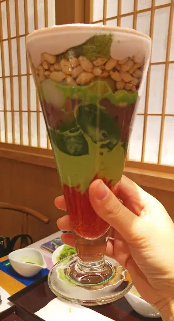 自家製的士多啤梨醬香濃味道, 不會搶去其他配料的味道