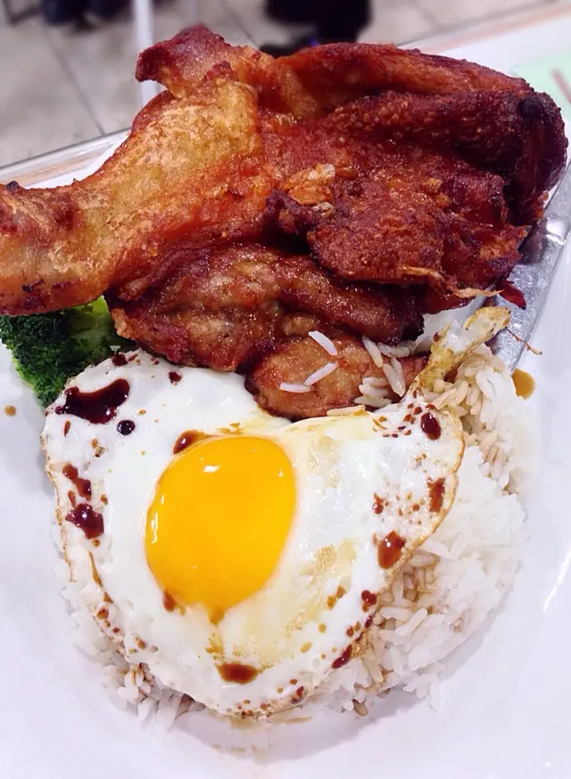 生炸無敵大雞脾太陽蛋飯