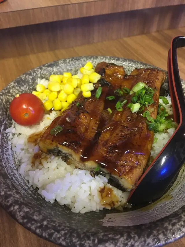 做到水平，沒有特別，愛吃鰻魚者可選