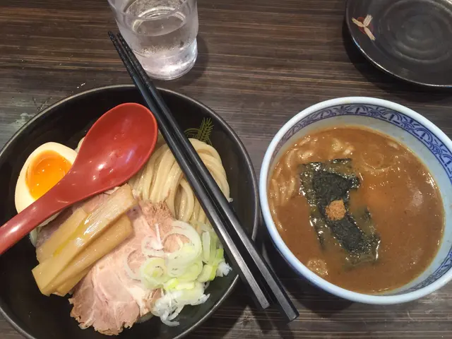 濃厚豚骨魚介湯沾麵