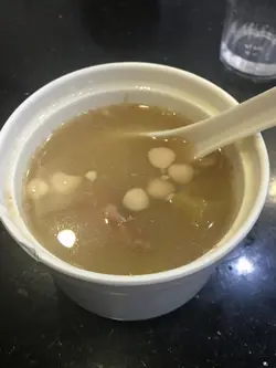 味道很清甜，喝了不嗆喉