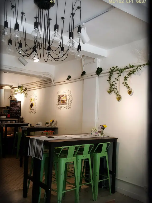 中央o既高櫈散座