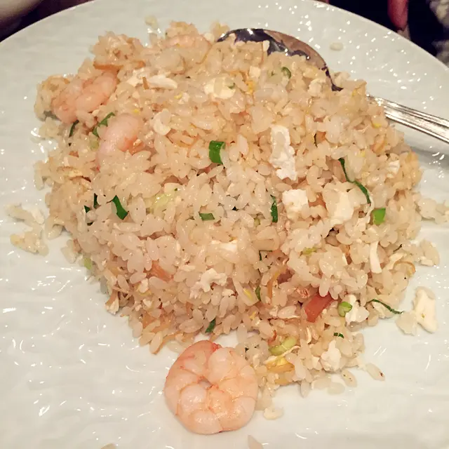 瑤柱蝦仁蛋白炒飯