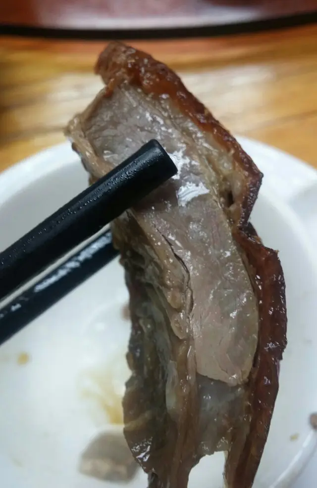 全靠炭燒這個賣點彌補不足之處