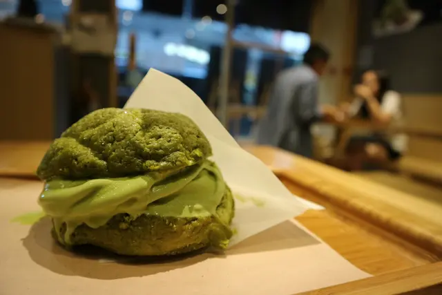 抹茶雪糕夾心蜜瓜包