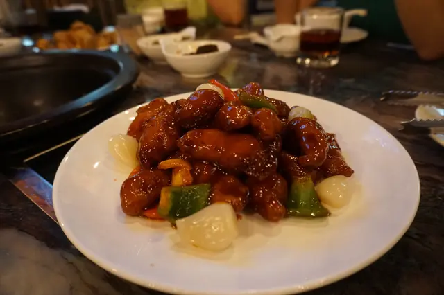 招牌拔絲咕嚕肉