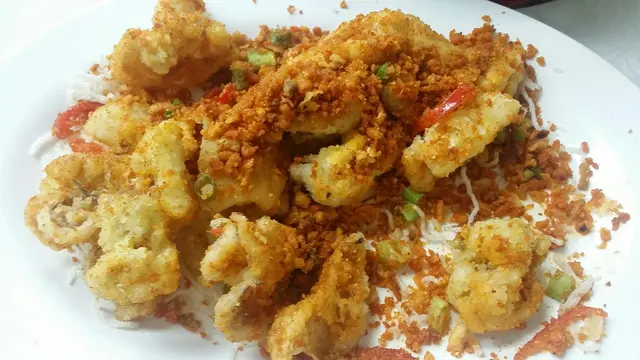 成日會黎叫呢個餸,次次水準不一,今次算唔錯,炸粉夠薄
