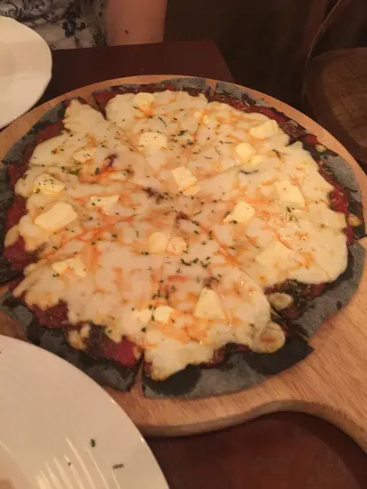 芝士味濃,薄餅好脆