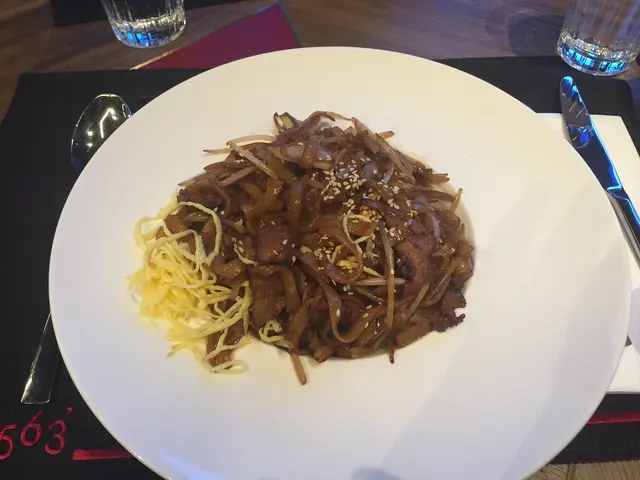 豉油皇秘炒和牛幼河粉