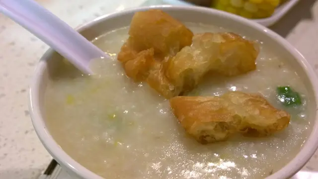 粥底配油炸鬼