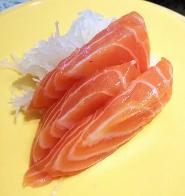 都有輕微鮮味，肉上有黑點，似係紫菜，相信都冇問題嘅