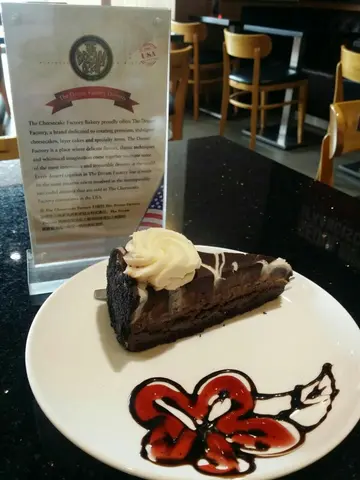 Tuxedo mousse cheesecake