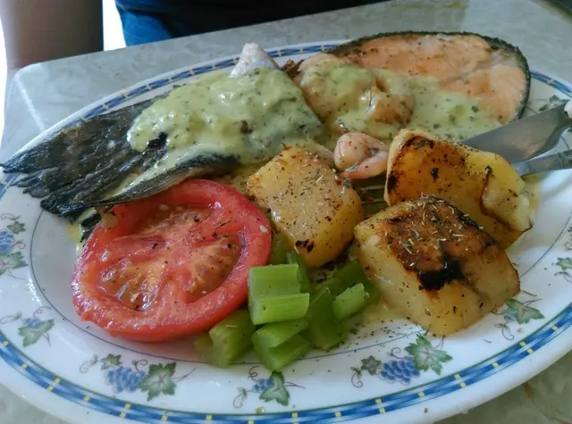 香草三文魚拼白蝦