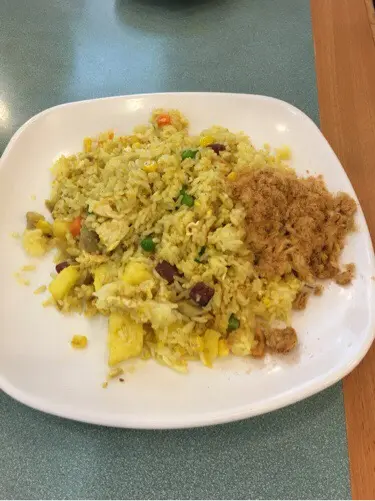 炒飯賣相可以，不過味道就偏淡