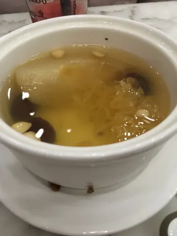 银耳香杏炖鸭梨(冻)