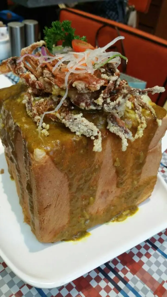 磚頭咖喱軟殼蟹飯