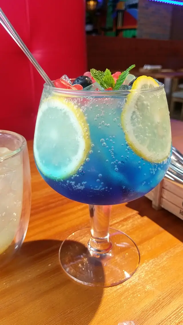 飲完可能舌頭會變藍