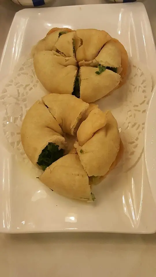 蔥油餅比較油，不鬆化，真係唔太掂，感覺瀨瀨地野！