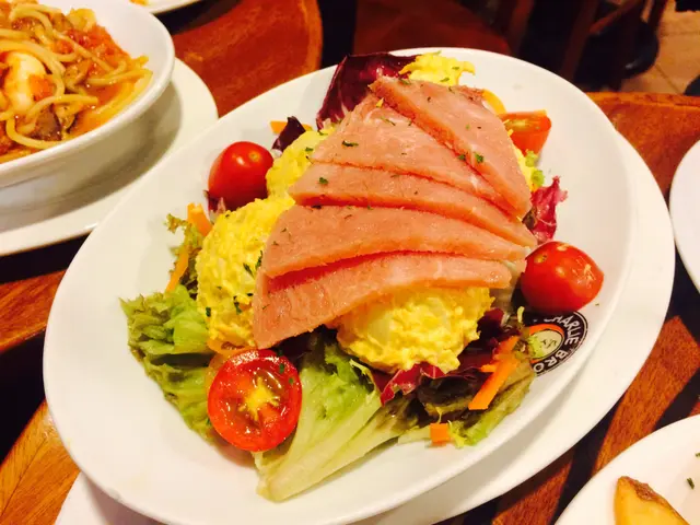 煙火腿配南瓜薯仔沙律