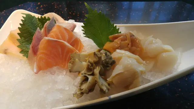 劍魚腩好食。必食。其他都唔錯