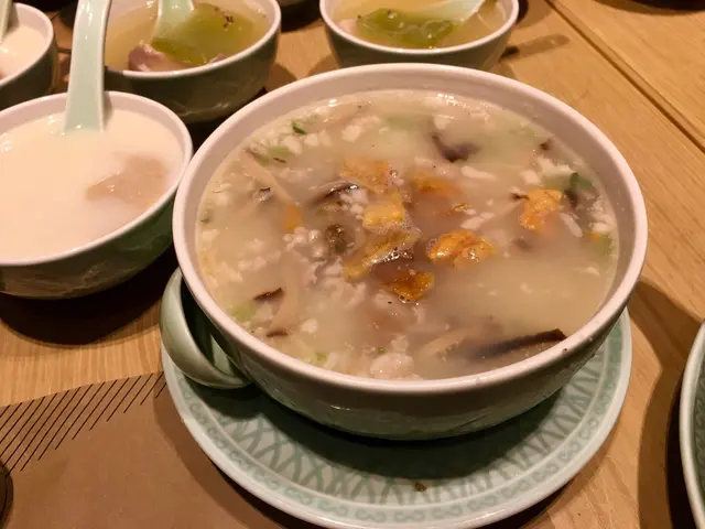鮮蠔仔泡粥 