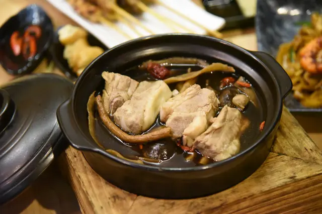  馬來西亞肉骨茶