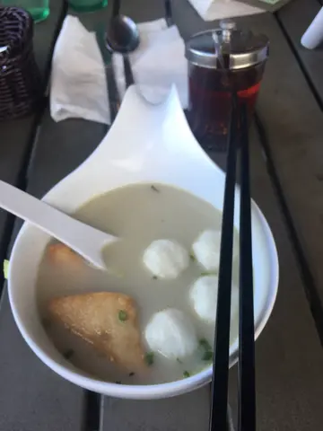 鱼蛋片头