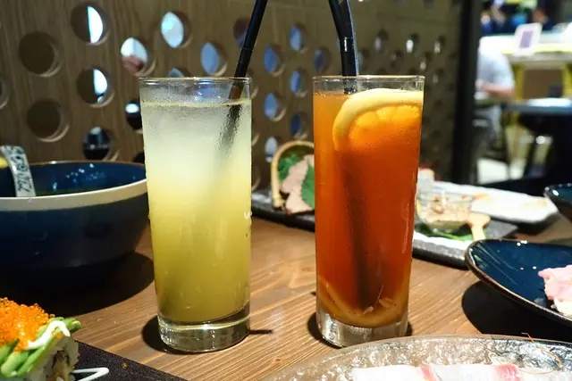 凍柑桔蜜 $42及凍檸茶 $38