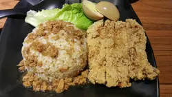 酥炸大排骨,炸皮够薄,赞!