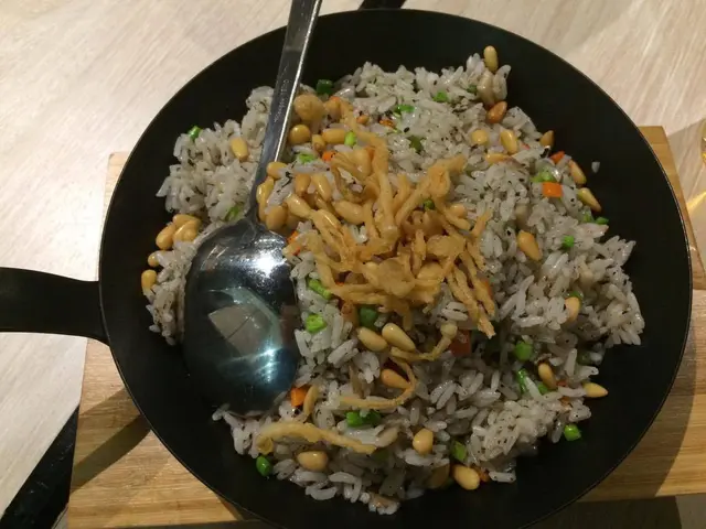 黑松露松子仁炒飯