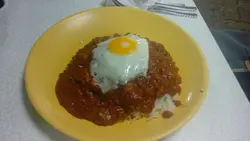 免治牛煎蛋飯