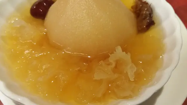 雪耳燉津梨