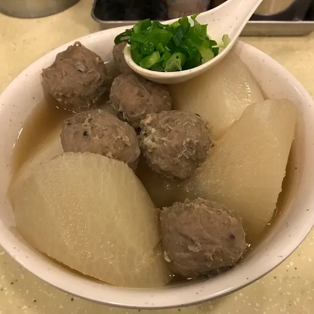 蘿蔔清甜、牛丸有肉味彈牙