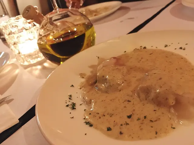 黑松露菌忌廉汁意大利帶子牛肝菌雲吞