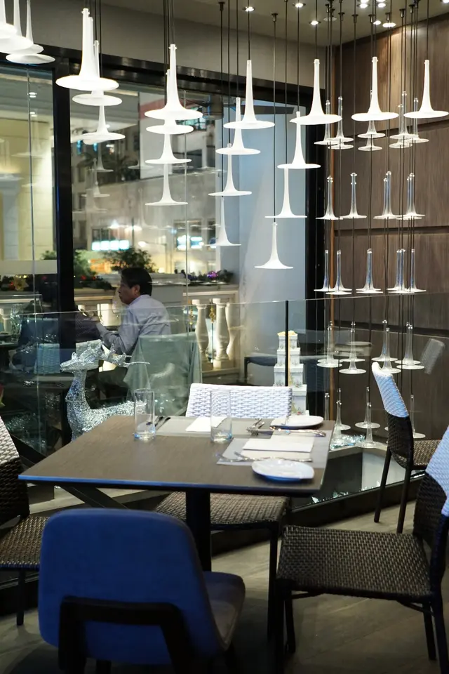 微暗燈光襯着優緻的環境