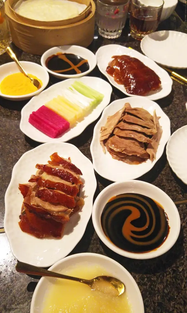 京城即燒片皮鴨