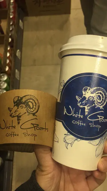 Cafe  latte  +  sandwich  