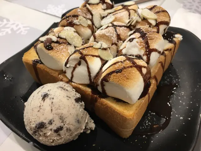 棉花糖雪糕吐司