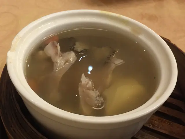 川芎百芷蒸燉魚雲