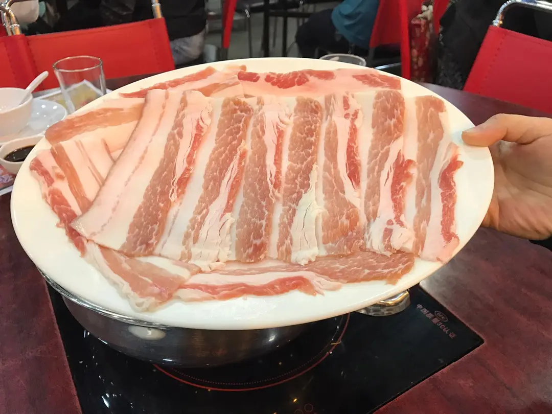 餐厅 香港 长沙湾 老三火锅 食记     叫左个杂菇拼盘,有冬菇金菇鸡脾