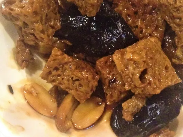 底部發現有少少花生.