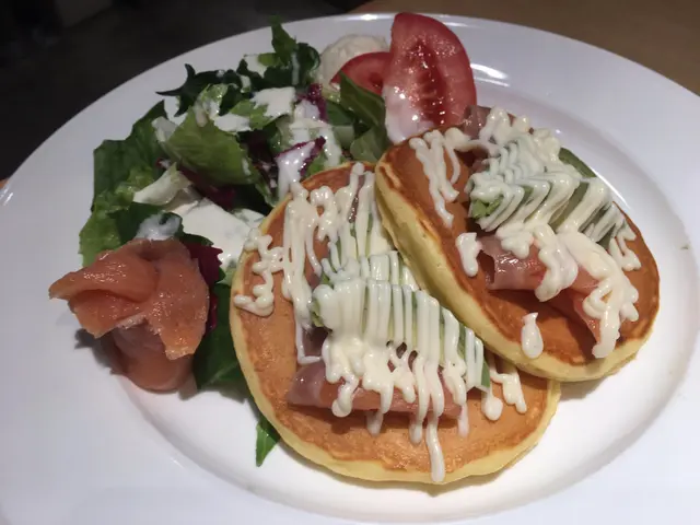 第一次食咸食加PANCAKE, 估唔到味道非常夾