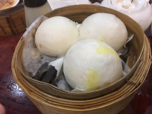 飽死都要食，仲要襯熱食，如果裡面有多Ｄ蛋黃就更好了