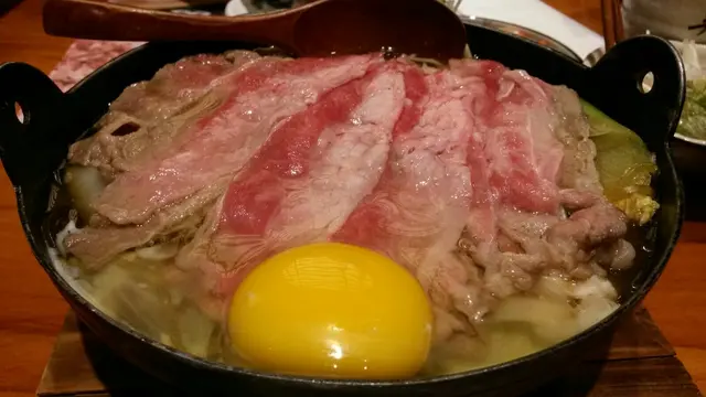 牛肉鍋加烏冬