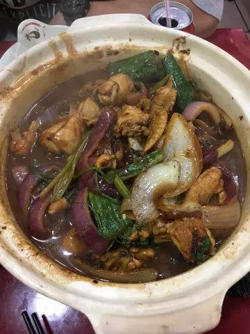 麻辣鸡煲(半只)