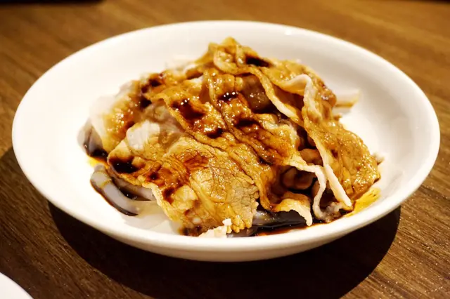 白切黑豚肉粉皮