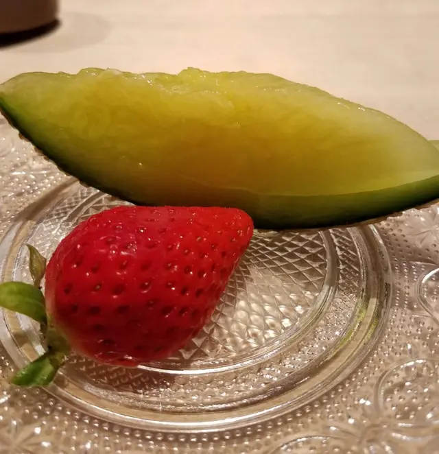 日本溫室蜜瓜及日本產草莓